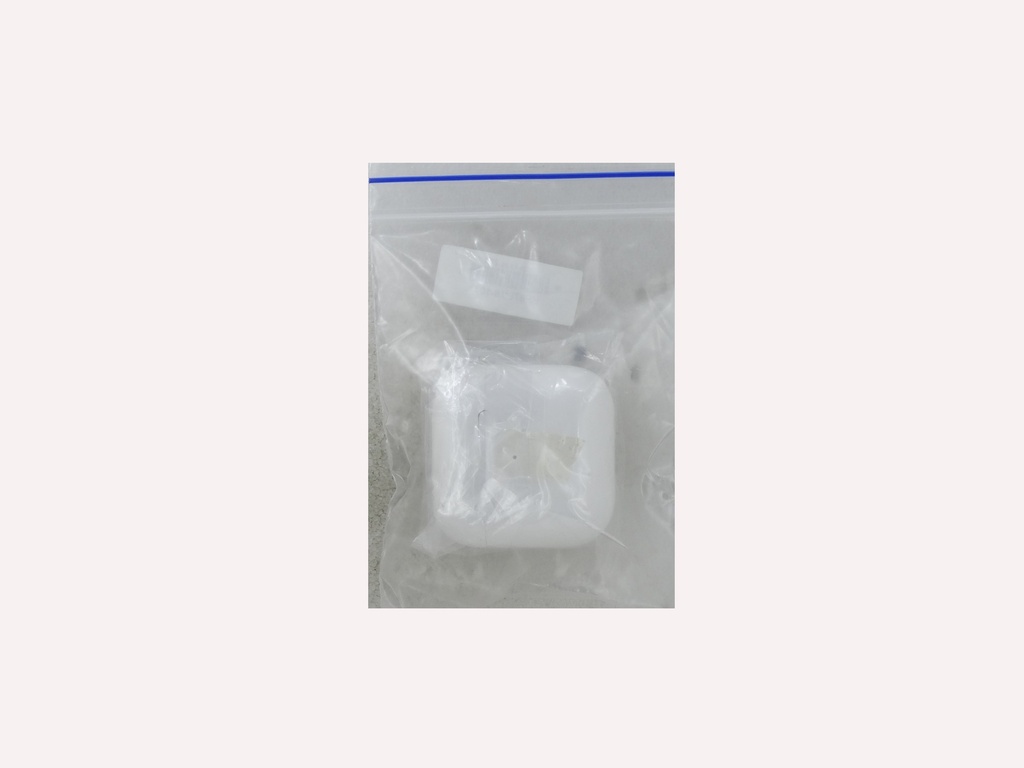 [HFB7LM8-107] Air Pods Pro 4